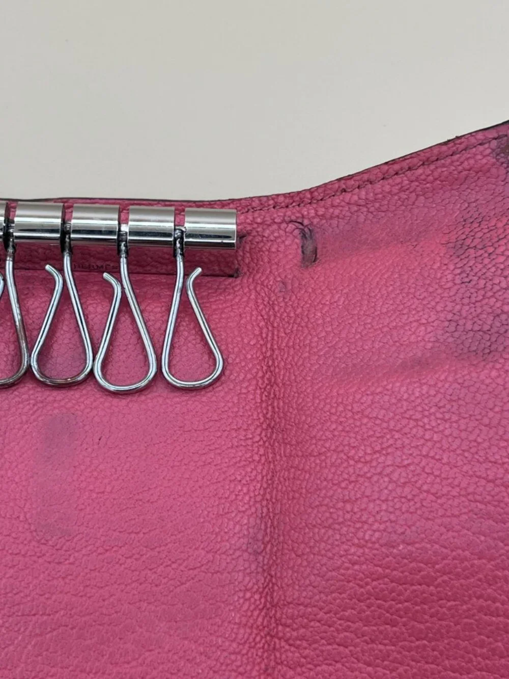 Hermes Bearn Key Case Holder Pink Rose Epsom Leather Silver H Clasp Made in Fran